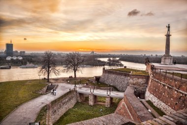 Zafer heykeli ile bir anıt başkenti Belgrad, Sırbistan