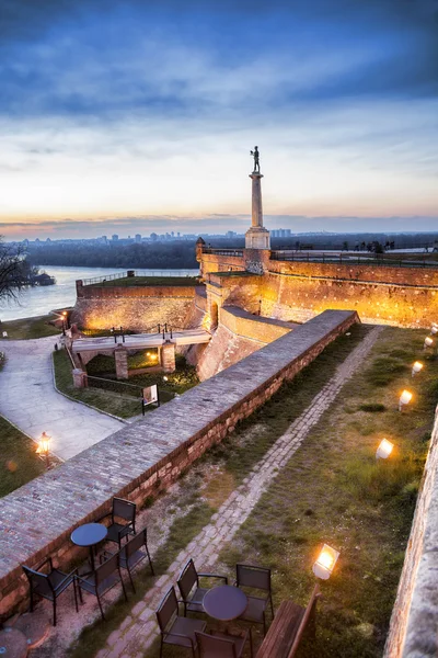 Seiersstatue med monument i hovedstaden Beograd, Serbia – stockfoto
