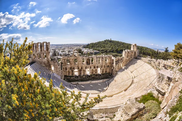 Famous Odeon theatre in Athens, Greece, view from Acropolis — Stock Photo, Image