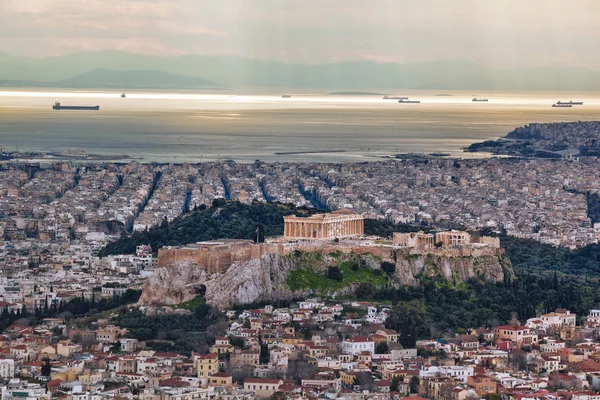 Acrópolis con templo de Partenón en Atenas, Grecia — Foto de Stock