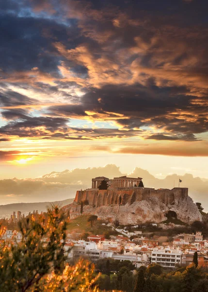 Acrópolis con templo de Partenón en Atenas, Grecia —  Fotos de Stock