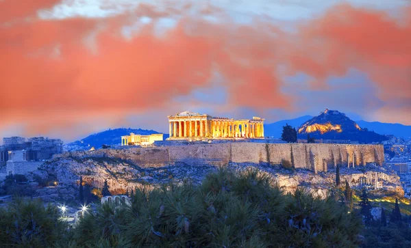 Acrópolis con templo de Partenón en Atenas, Grecia — Foto de Stock