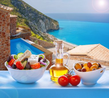 Lefkada Adası Yunanistan Yunan salatası ile