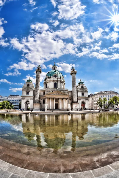 (Karlskirche) Iglesia de San Carlos en Viena, Austria —  Fotos de Stock