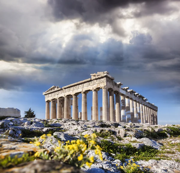 Templo del Partenón en la Acrópolis de Atenas, Grecia — Foto de Stock