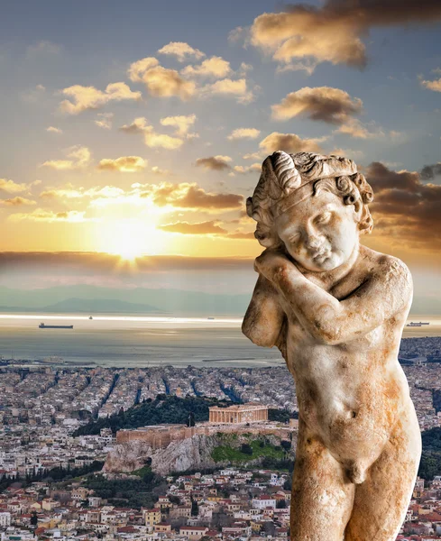 Acropoli con scultura e tempio del Partenone ad Atene, Grecia — Foto Stock