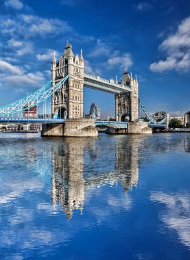 Ünlü Tower Bridge, Londra, İngiltere