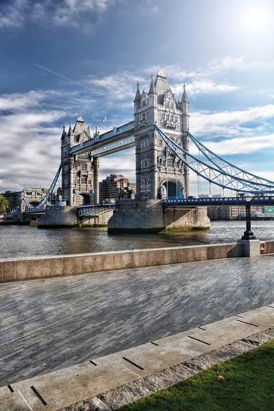 Famoso Tower Bridge a Londra, Inghilterra, Regno Unito — Foto Stock