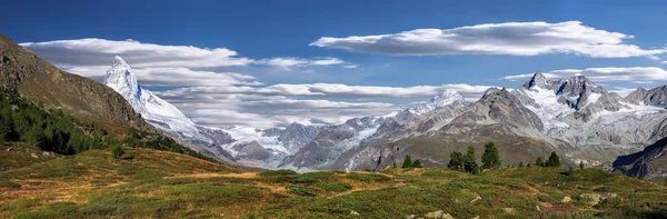 Berömda Matterhorn i schweiziska Alperna Stockbild