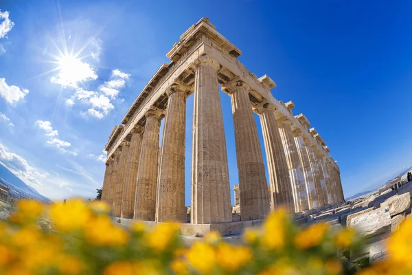 Parthenon temple against sunrise on the Athenian Acropolis, Gree — Stock Photo, Image