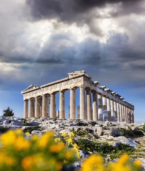 Парфенон на Акрополе в Афинах, Греция — стоковое фото