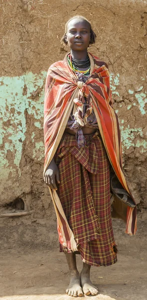 Portret van Dassanech meisje. Omorato, Ethiopië. — Stockfoto