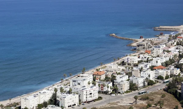 Vista do Monte Carmelo à praia de Galshanim. Haifa. Israel . — Fotografia de Stock