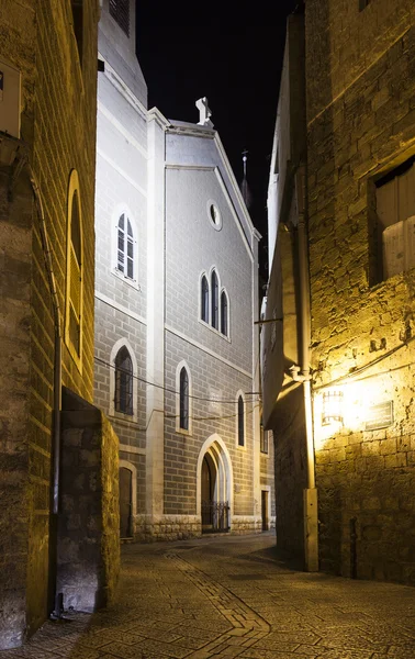 Rues de l'ancienne ville d'akko la nuit. Israël — Photo