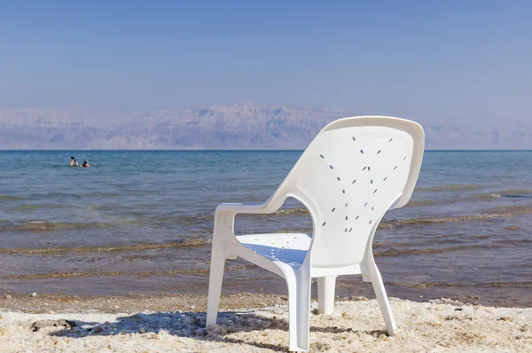 Пляж Гедини. Мертвое море, Израиль — стоковое фото