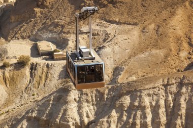 Masada Kalesi için teleferik. İsrail.