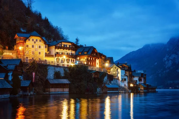 Crepúsculo Hallstatt Áustria Tomado Dezembro 2020 Pós Processado Usando Suporte — Fotografia de Stock