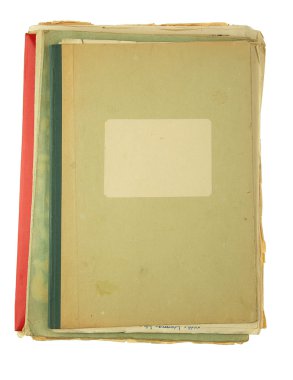 Beyaz arka plan üzerinde izole klasörler