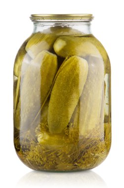 Cam kavanozda salatalık turşusu 