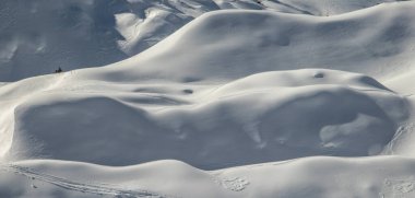 Tabiat ananın yaptığı kar desenleri.
