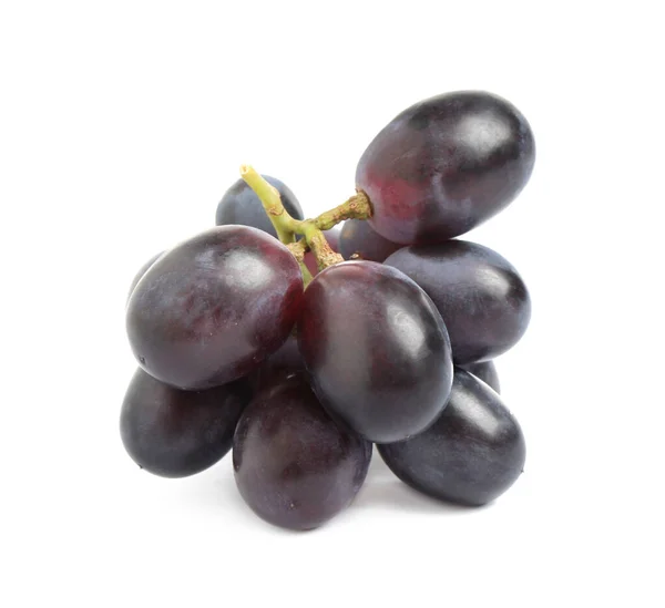 Deliciosas Uvas Roxas Maduras Isoladas Branco — Fotografia de Stock