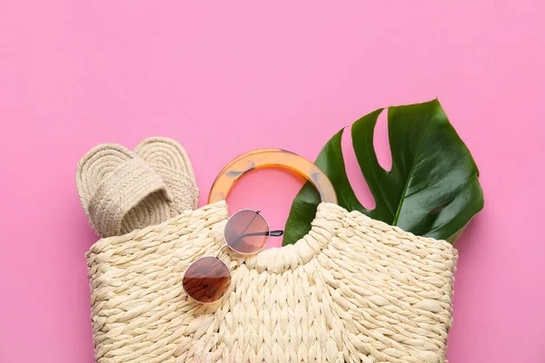 Elegant Woman Straw Bag Shoes Tropical Leaf Sunglasses Pink Background — Stock Photo, Image