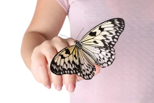 Mujer Sosteniendo Hermosa Mariposa Papel Arroz Sobre Fondo Blanco Primer — Foto de Stock