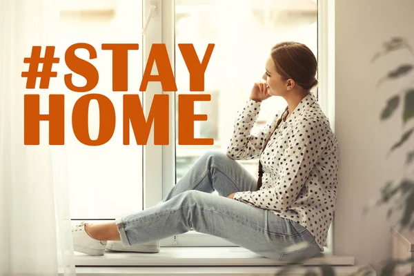 Hashtag Stayhome Schutzmaßnahme Während Der Coronavirus Pandemie Junge Frau Sitzt — Stockfoto