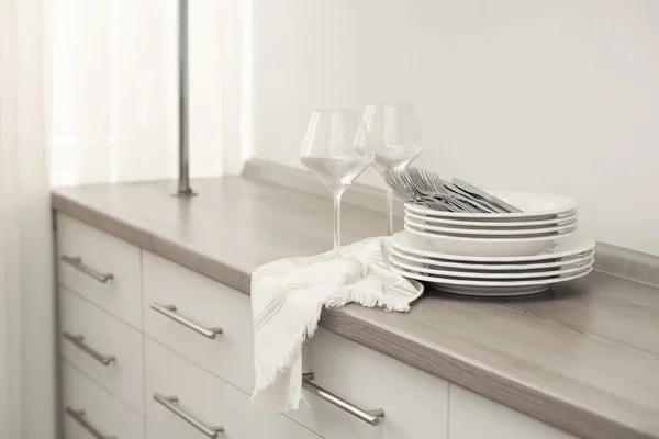 Lavare Stoviglie Posate Bicchieri Vino Cassettiera All Interno — Foto Stock