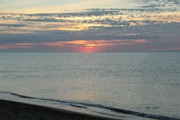 Pintoresca Vista Del Hermoso Mar Atardecer Vacaciones Verano —  Fotos de Stock