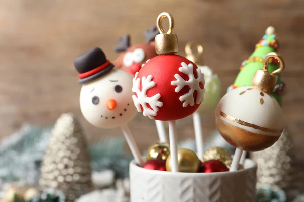 Köstliche Weihnachts Themen Cake Pops Auf Verschwommenem Hintergrund Nahaufnahme — Stockfoto