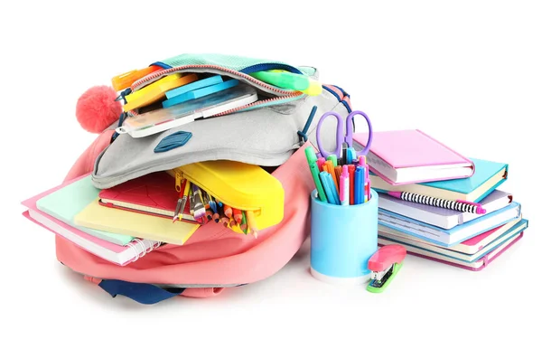 Mochila Papelería Escolar Sobre Fondo Blanco —  Fotos de Stock