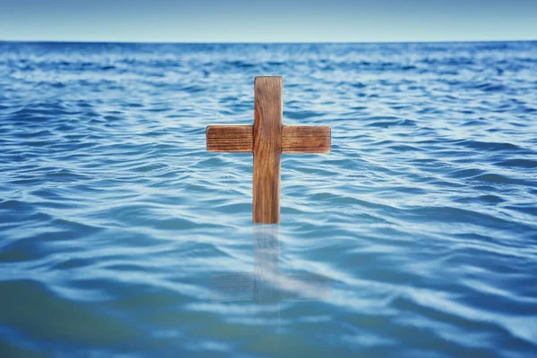 Дерев Яний Хрест Річці Релігійного Ритуалу Відомого Хрещення — стокове фото