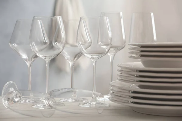 Set Clean Dishware Wineglasses White Table Indoors — Stock Photo, Image