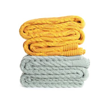 Beyaz arka planda farklı stil örülmüş ekoseler