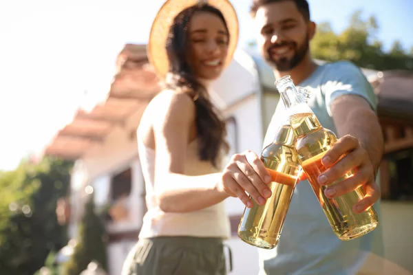 Young Couple Bottles Beer Outdoors Focus Hands Camping Season — Stock Photo, Image