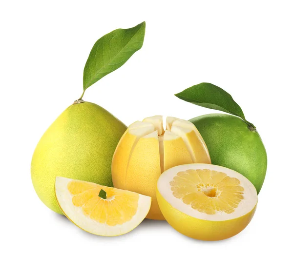 Snijd Hele Verse Pomelo Vruchten Witte Achtergrond — Stockfoto