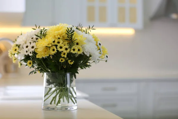 Vase Beautiful Chrysanthemum Flowers Countertop Kitchen Space Text Interior Design — Stock Photo, Image