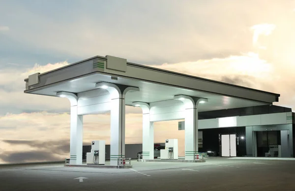 Moderna Estación Servicio Gas Junto Carretera — Foto de Stock