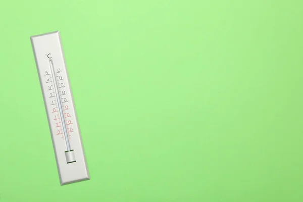 Weather Thermometer Green Background Top View Space Text — Stock Photo, Image