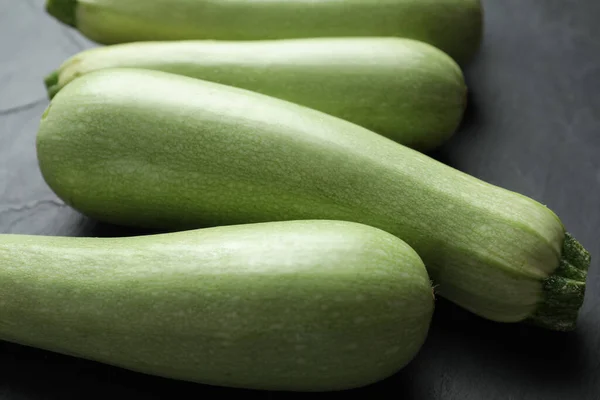 Raw Green Zucchinis Black Slate Table Closeup — Stock Photo, Image