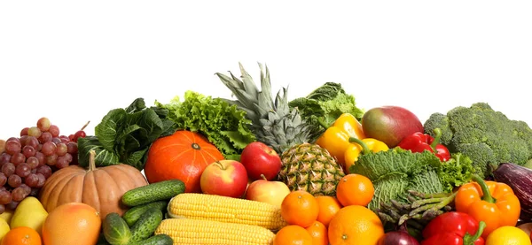 Sortimento Frutas Legumes Orgânicos Frescos Fundo Branco — Fotografia de Stock