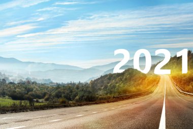Yeni yıla yeni vizyon ve fikirlerle başla. Asfalt yolu 2021 numaraya çıkıyor.