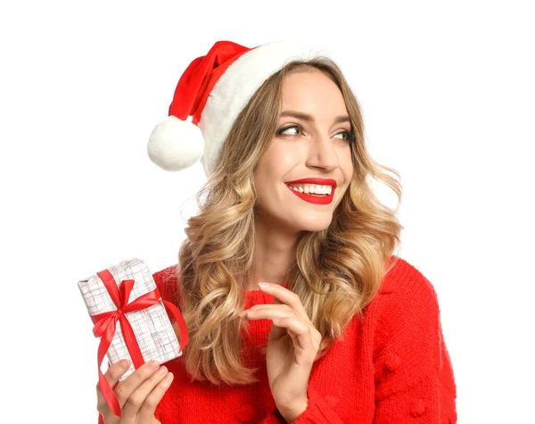 Mujer Joven Feliz Con Sombrero Santa Con Regalo Navidad Sobre — Foto de Stock