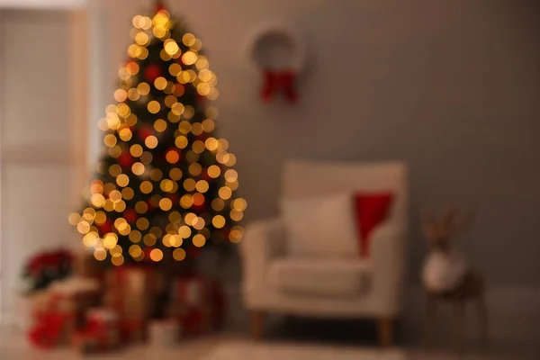 Verschwommener Blick Auf Schön Geschmückten Weihnachtsbaum Wohnzimmer — Stockfoto