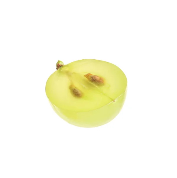 Metade Deliciosa Uva Verde Madura Isolada Branco — Fotografia de Stock