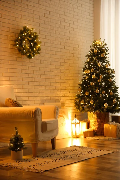 Noel Için Dekore Edilmiş Güzel Bir Oturma Odası — Stok fotoğraf