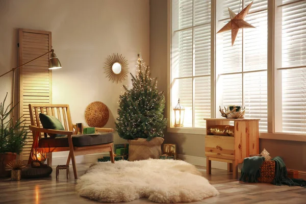 Stylový Interiér Pokoje Elegantním Vánočním Dekorem — Stock fotografie