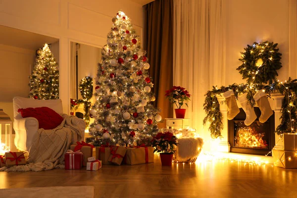 Гостиная Рождественскими Украшениями Дизайн Интерьера — стоковое фото