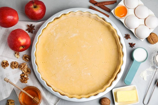 Pâte Crue Ingrédients Pour Tarte Aux Pommes Anglaise Traditionnelle Sur — Photo